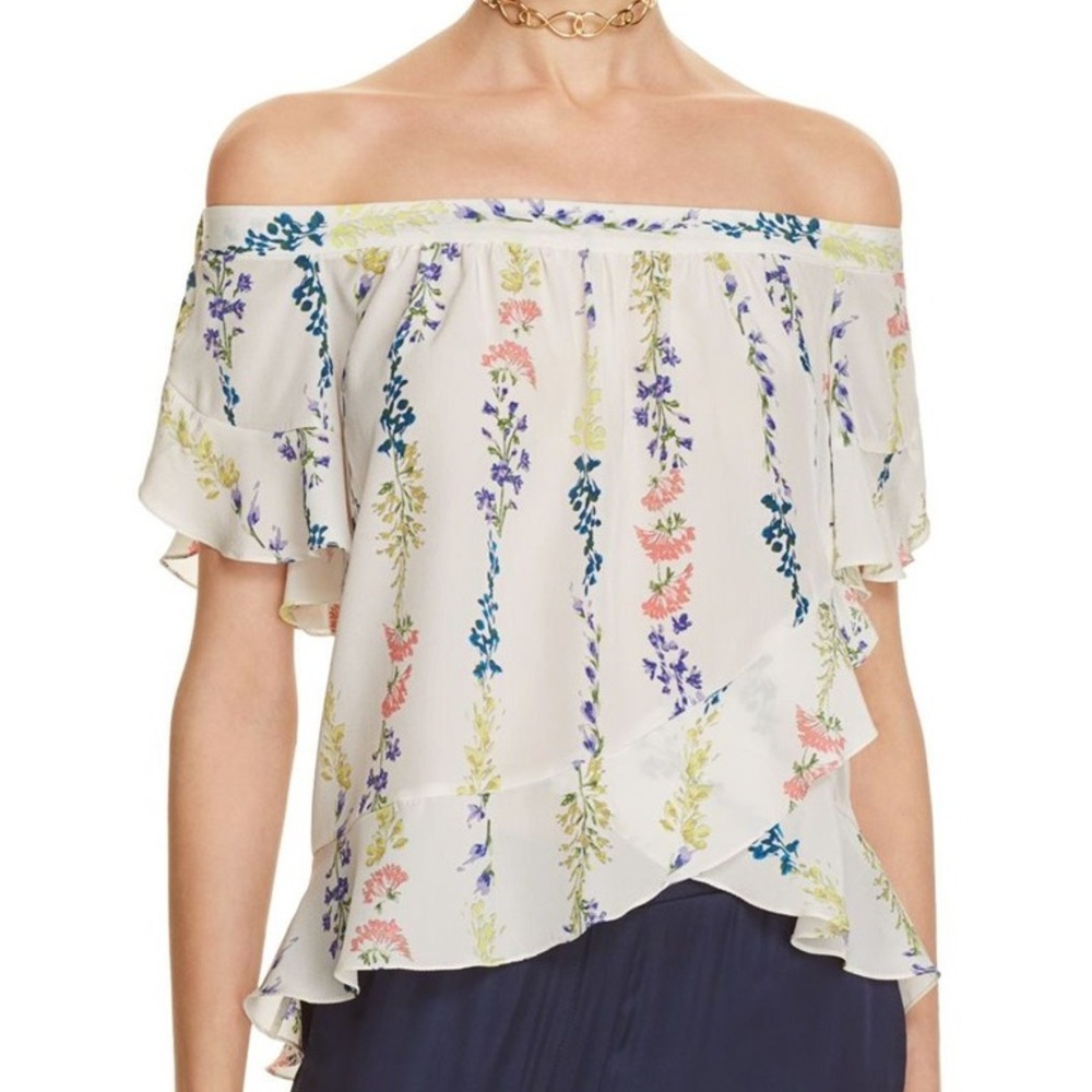 BGBG Off The Shoulder Top 🌸